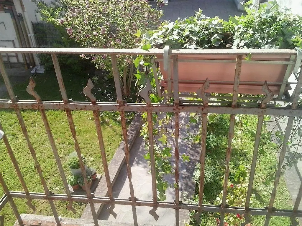 Dragonfly B&B Certosa di Pavia Italy